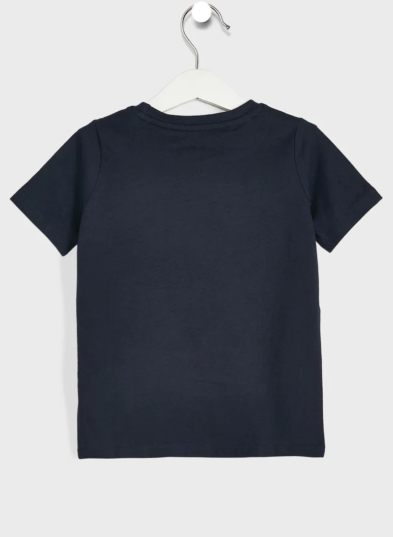 GUESS Kids Bear Print T-Shirt & Shorts Set