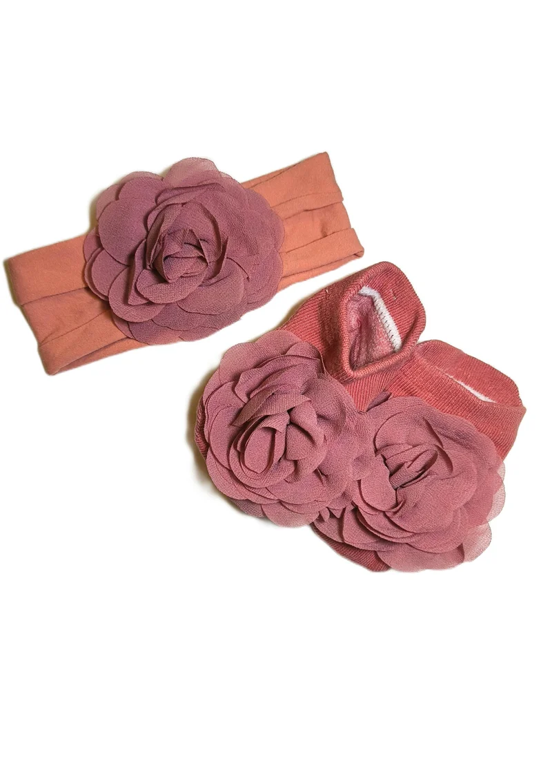 بيبي كلو Soft Baby Socks and Headband Set