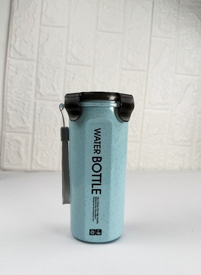 توشيونيكس طقم صندوق غداء سعة 1.2 لتر مع كوب زجاجة ماء سعة 500 مل - صندوق وجبات بينتو بثلاثة أقسام، وملعقة وكوب - آمن للاستخدام في الفريزر، مانع للتسرب ومحكم الإغلاق مع ثلاثة أقسام، خالٍ من مادة BPA، خفيف الوزن، متين وقابل لإعادة التدوير، مناسب للكبار والصغار - للمنزل، المكتب، المدرسة، الحضانة، السفر - 19×13×5 سم - Image 3