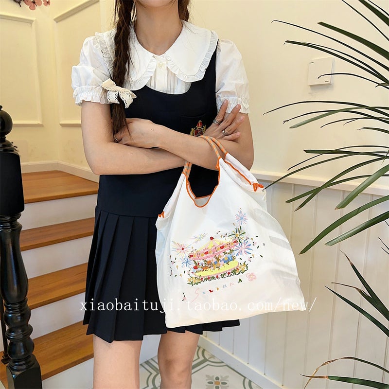 New Embroidery Large Capacity Tote Bag - Image 1
