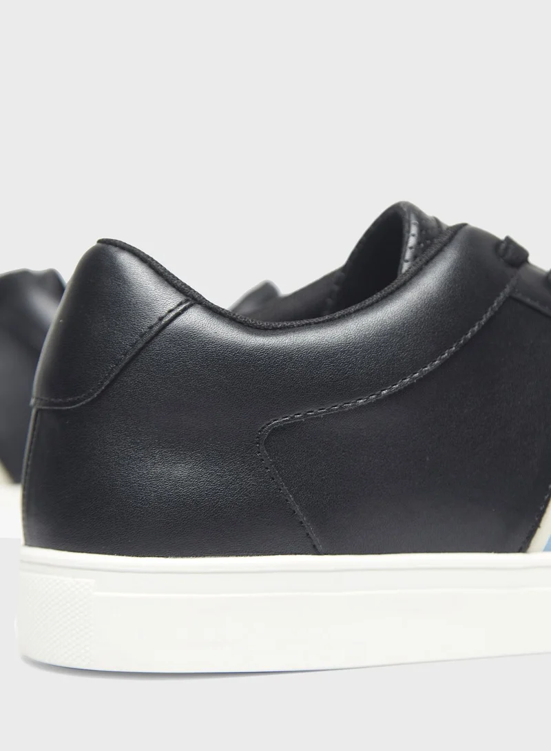 Lee Cooper Casual Stripe Low Top Sneakers