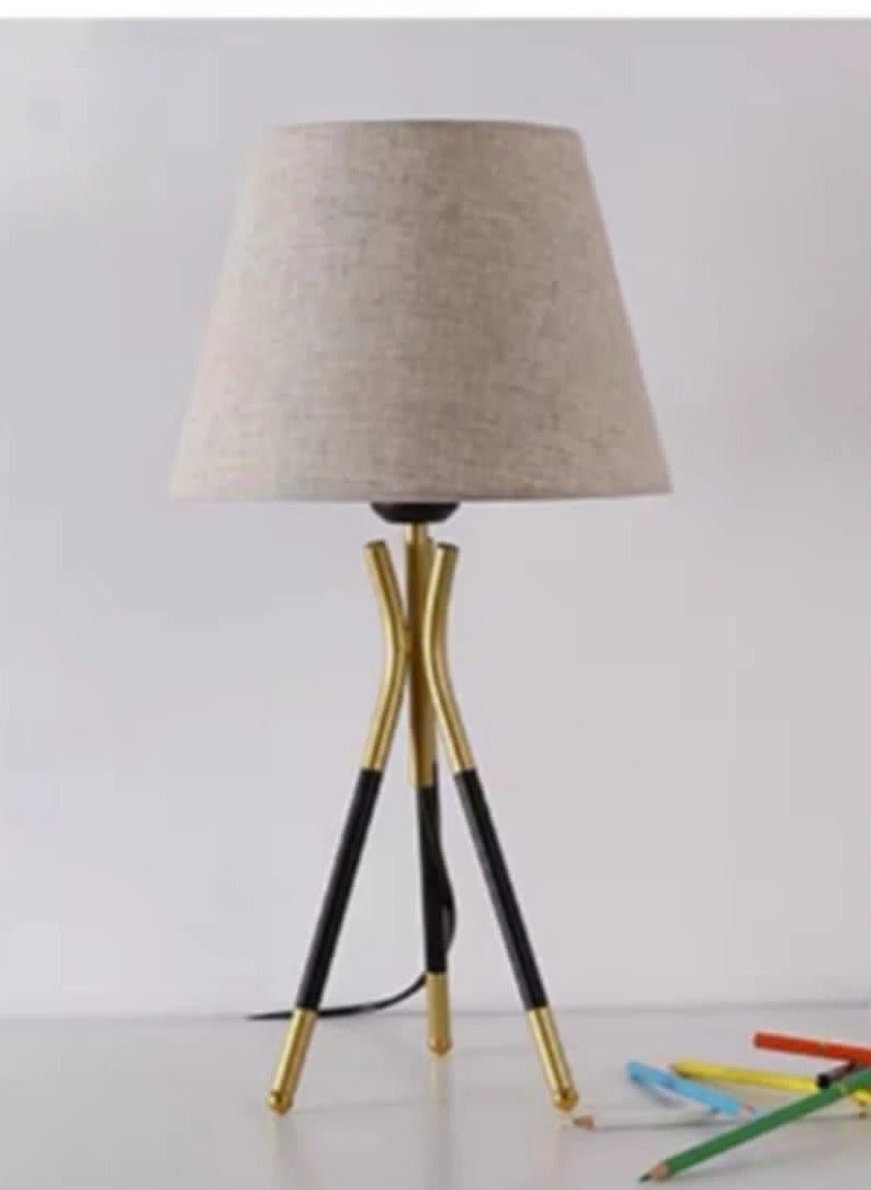 ICTC Table lamp gold/black color simple modern design 55cm high with dimmable lighting suitable for home or office