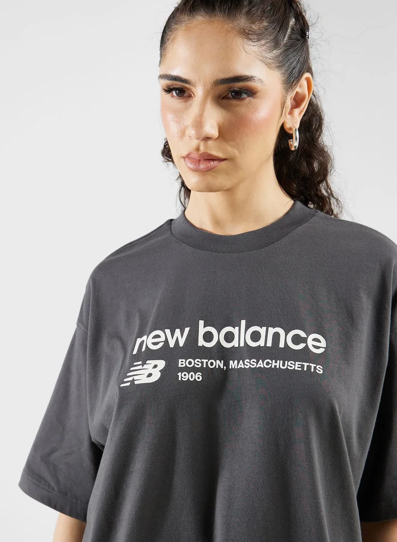 New Balance Linear Heritage Jersey Oversized T-Shirt
