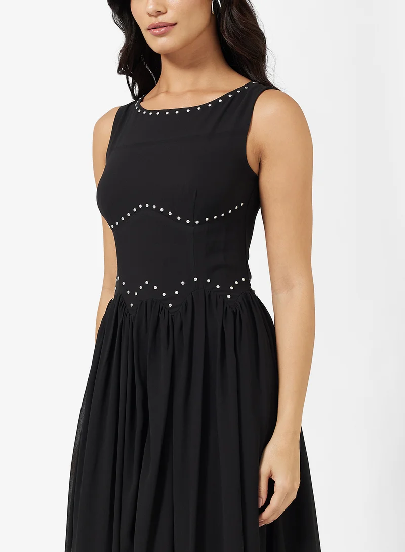 Never fully Dressed Mesh Detailed Sleeveless Maxi Dress