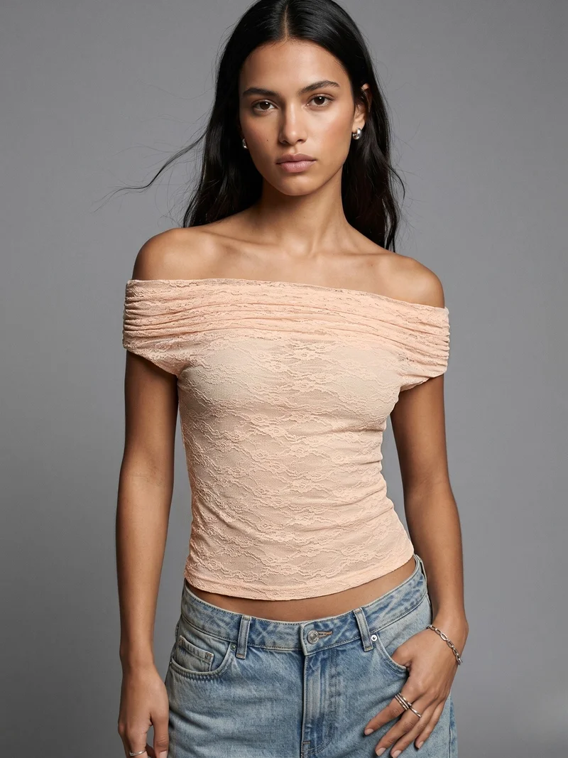 أوجيدر Peach Off Shoulder Lace Top