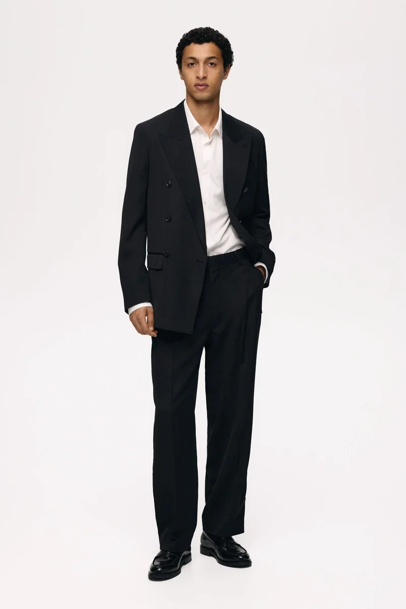 اتش اند ام جاكيت بقصّة مريحة وصف أزرار مزدوج