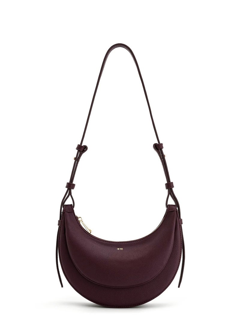 Crescent-shaped bag, cross-body style, for ladies