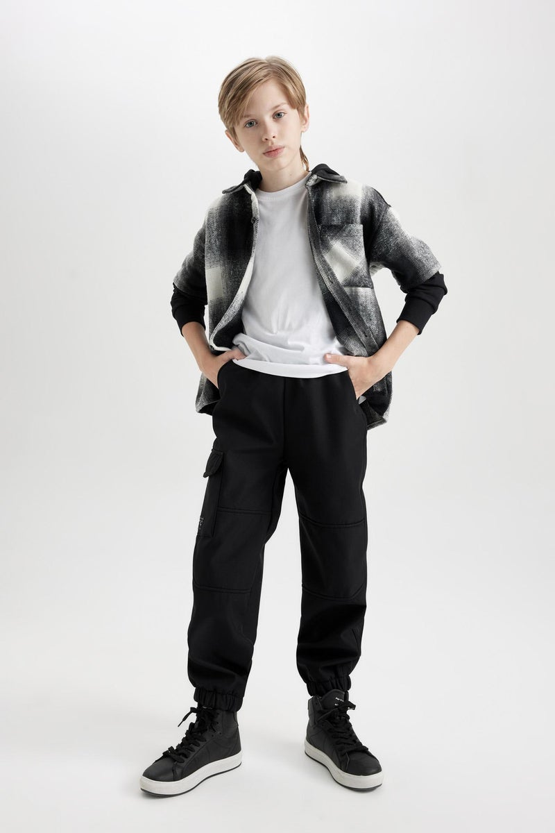 ديفاكتو بنطلون اسود جوجر اولادي قطيفة بجيب كارجو - Image 1