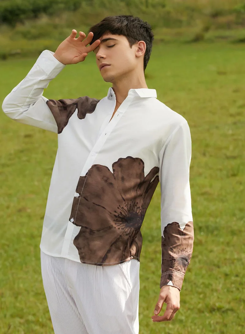 Campus Sutra Campus Sutra Men's Ash Brown Primrose Flora Shirt For Casual Wear | Spread Collar | Long Cuffed Sleeves | Button Closure | Shirt Crafted With Comfort Fit For Everyday Wear