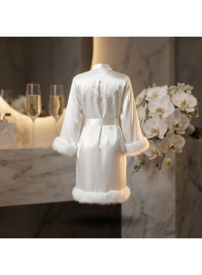 LADY روب عروس ساتان أبيض مزين بالفرو – لانجري نسائي فاخر وروب شهر العسل Bridal Robe - Image 3
