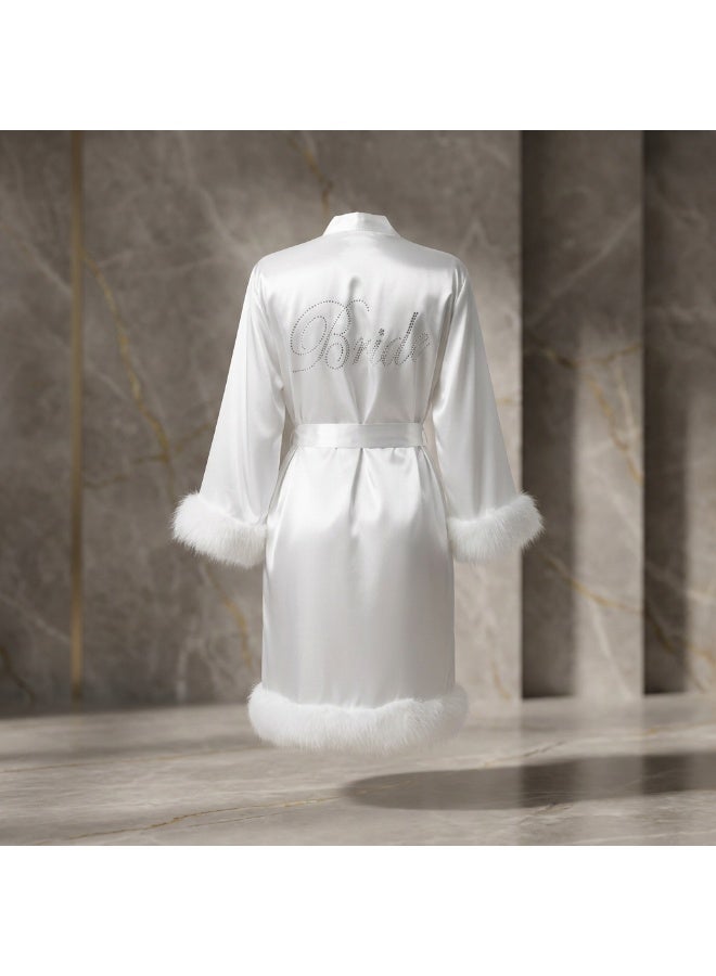 LADY روب عروس ساتان أبيض مزين بالفرو – لانجري نسائي فاخر وروب شهر العسل Bridal Robe - Image 4