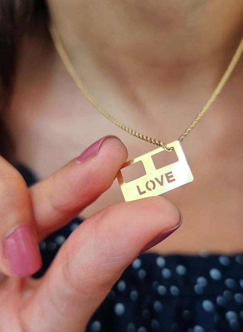 Hamsa.ae 18K Pure Gold Love Design Pendant Necklace - Image 2