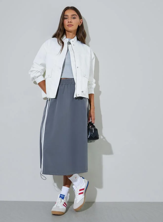 Styli Off White Solid Pocket Details Zip-Up Regular Fit Bomber Jacket