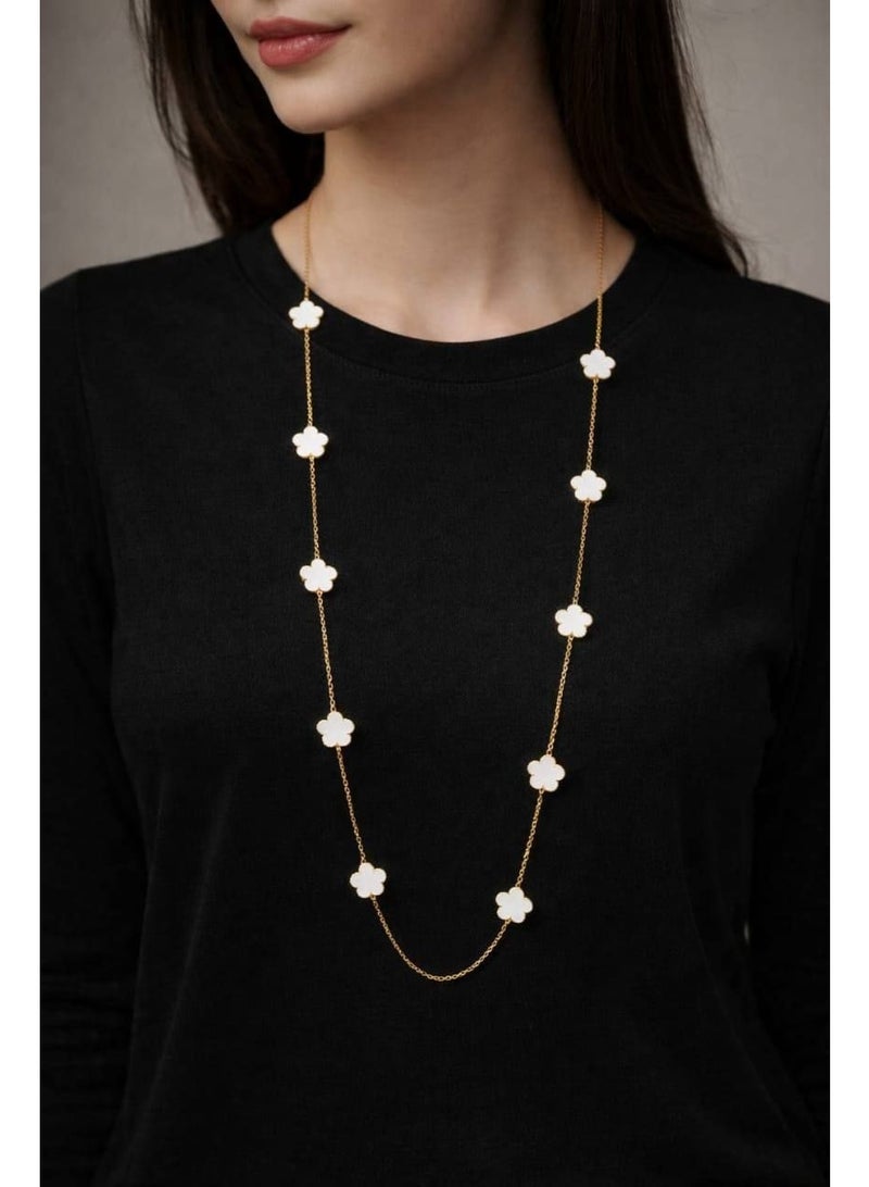 Gold-plated clover leaf pendant for women, Valentine's Day gift, gorgeous five-leaf clover with beaded edge on a chain, gift - Image 1