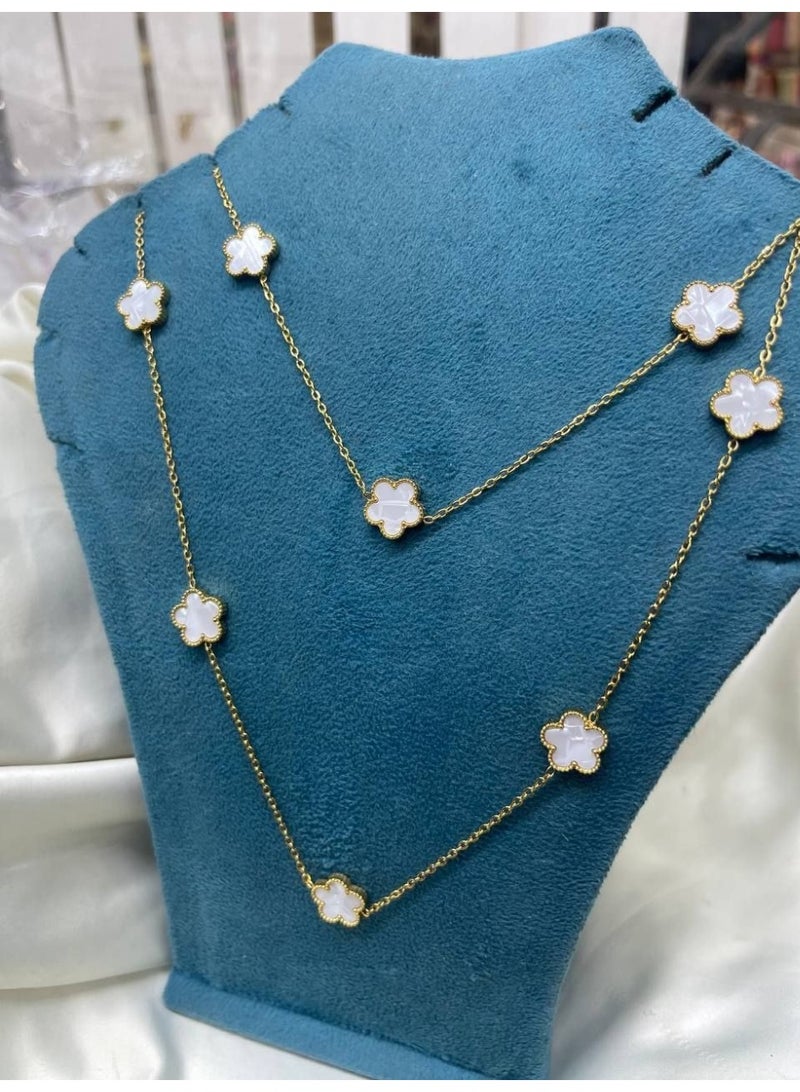 Gold-plated clover leaf pendant for women, Valentine's Day gift, gorgeous five-leaf clover with beaded edge on a chain, gift - Image 2