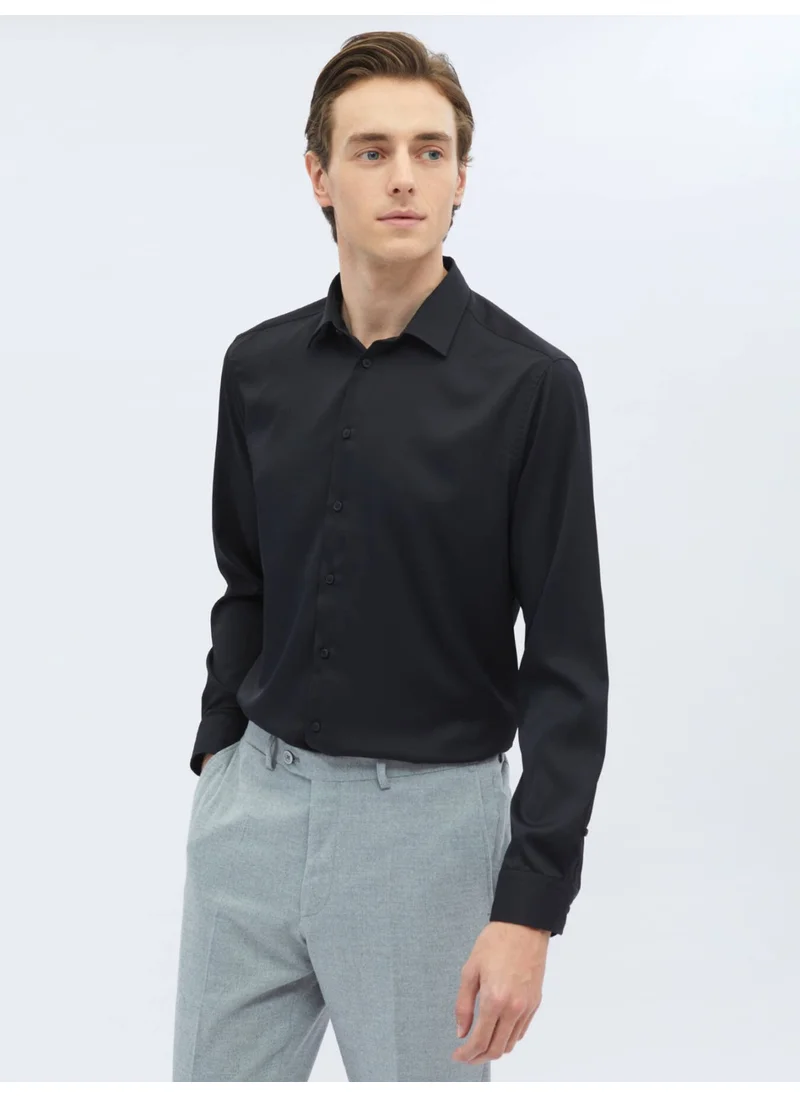 كيب Black Plain Regular Fit Woven Casual Shirt