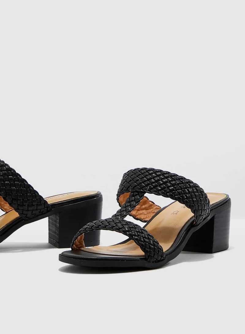 Le Confort Double Strap Block Heel Sandal - Black