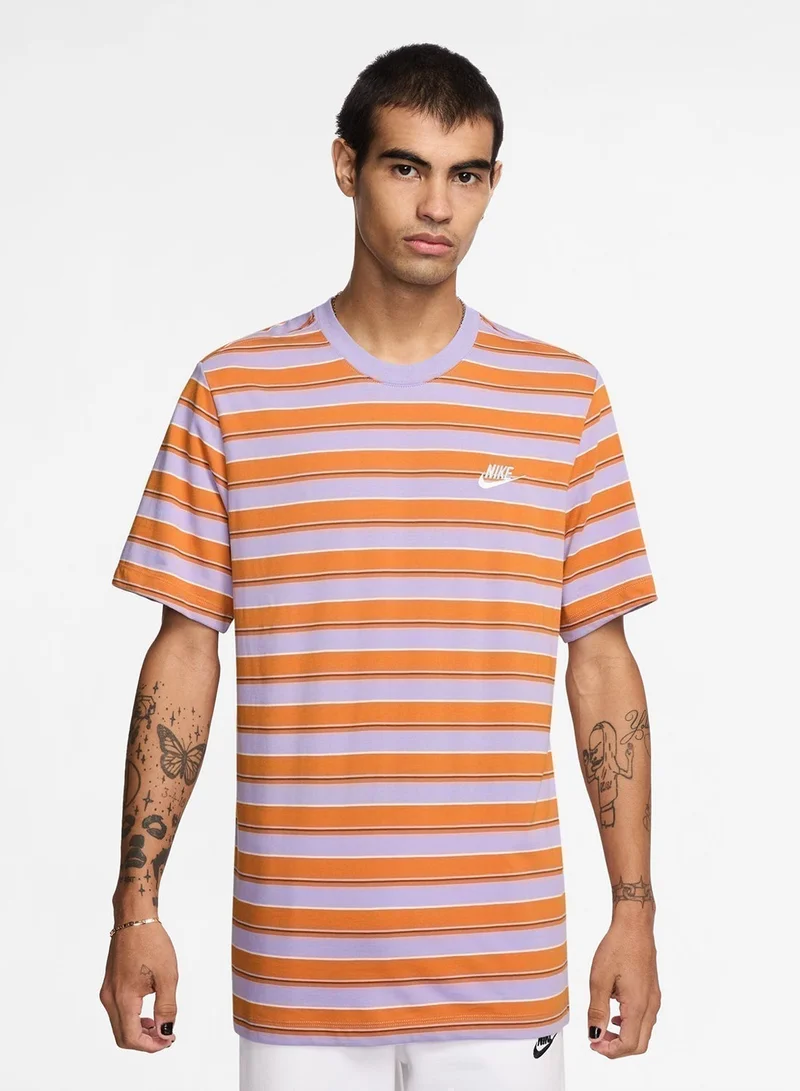 نايكي تيشيرت نايكي كلوب مخطط