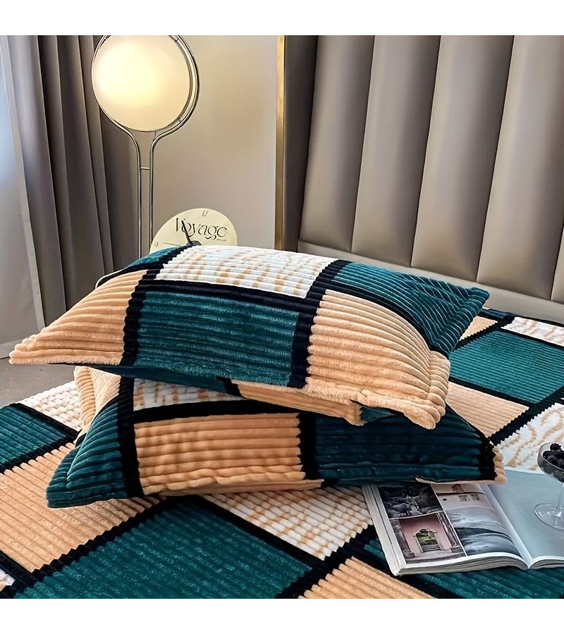 1 Pair Milk Velvet Pillowcases Camel 18.9 Inch By 29.13 Inch Square Striped Zipper Pillow Covers Without Print - Image 1