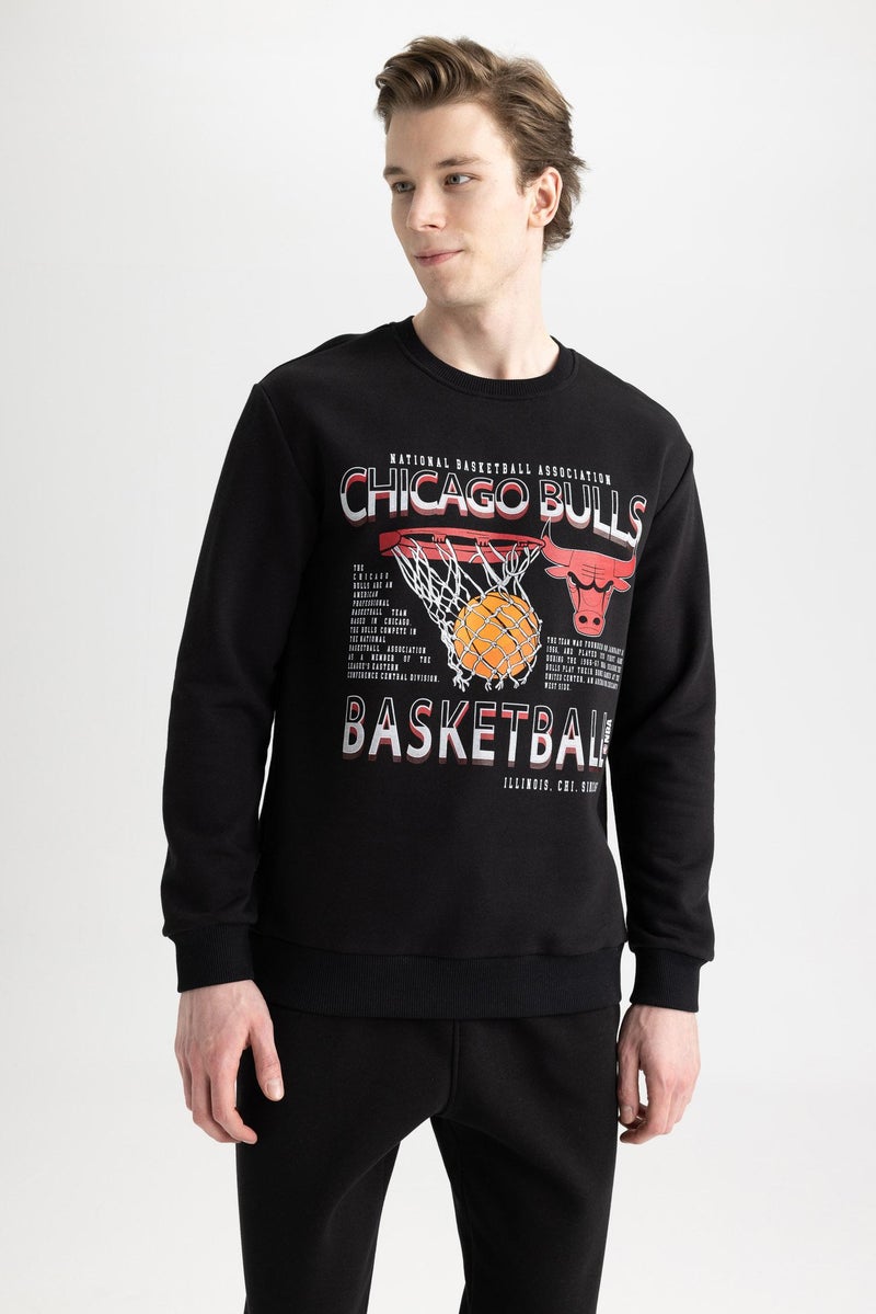 DeFacto Man DeFactoFit NBA Chicago Bulls Standard Fit Sports Sweatshirt  - Image 5