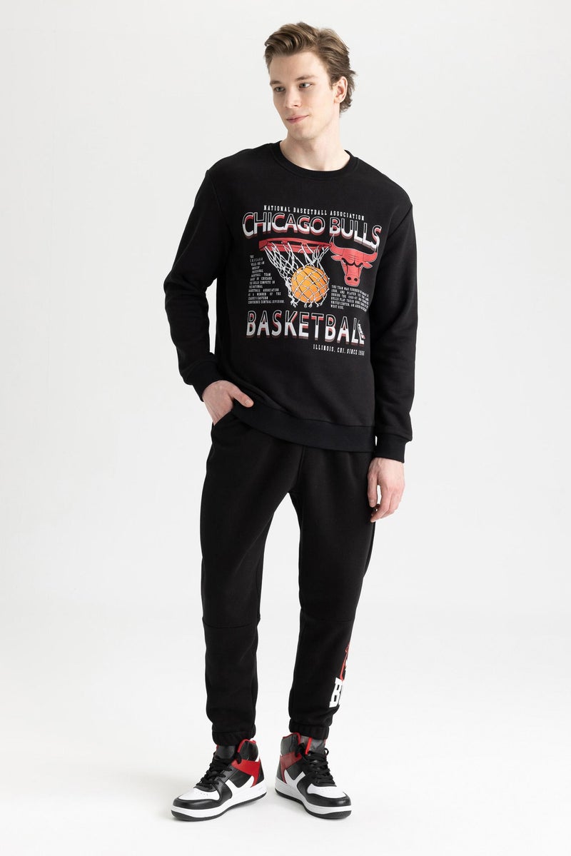 DeFacto Man DeFactoFit NBA Chicago Bulls Standard Fit Sports Sweatshirt  - Image 4