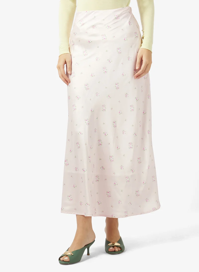 ايلا تنورة بطبعة زهور صغيرة