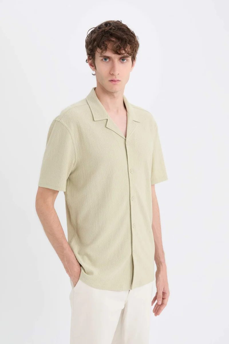 Defacto  Modern Fit Resort Neck Short Sleeve Shirt for Men | Best Price UAE