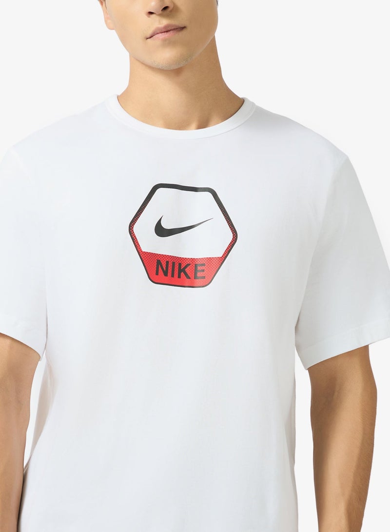 Nike Nsw Graphic T-Shirt - Image 3