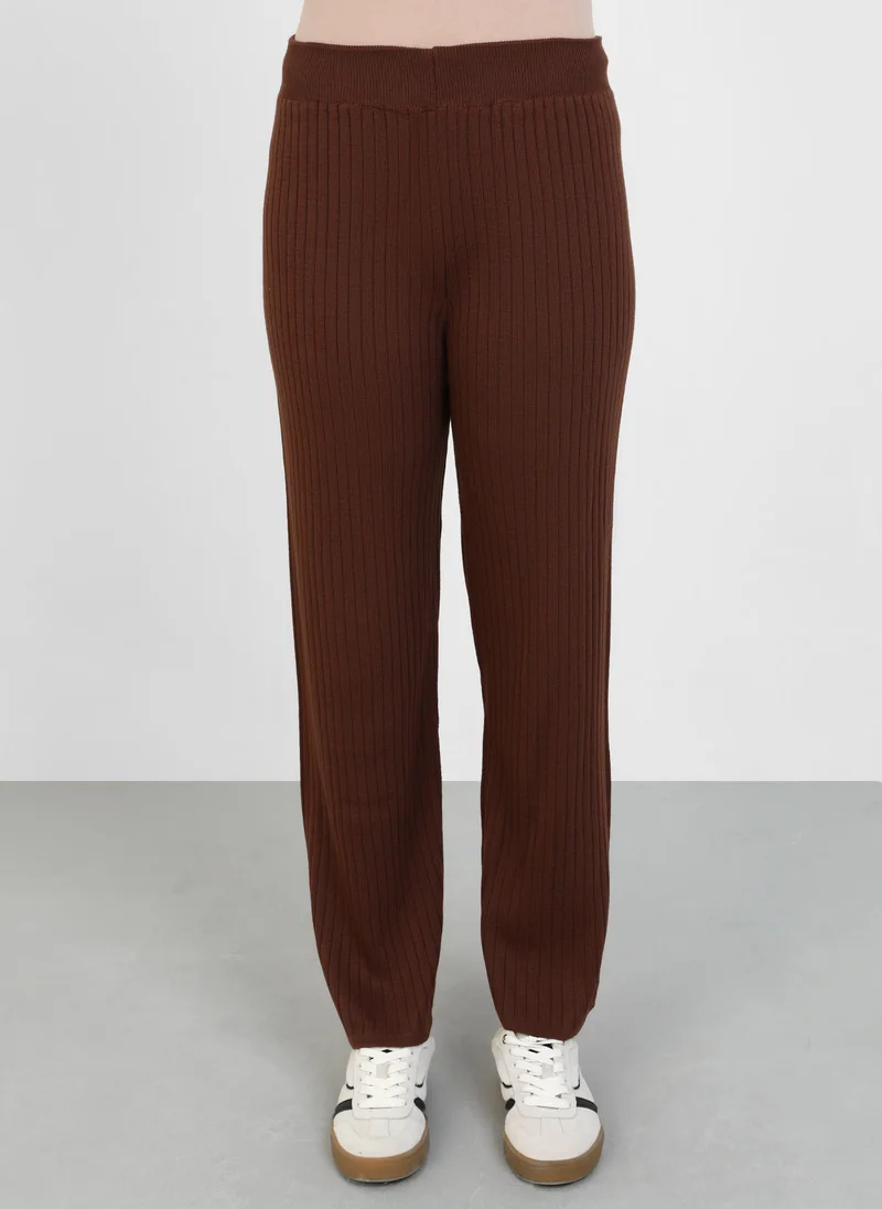 بور لا كارا من مودانيسا Brown - Knit Pants - Por La Cara