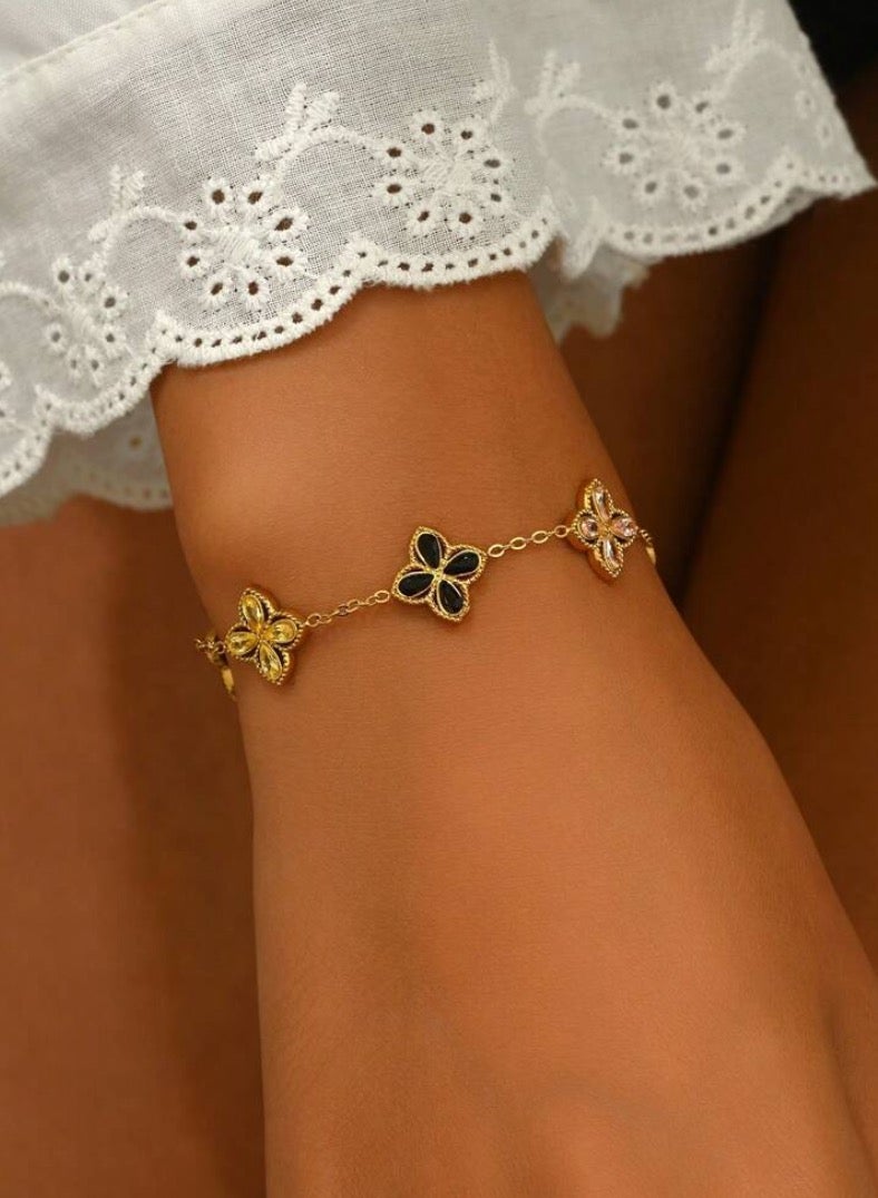 Jewelry 4You Elegant & High Quality Stainless Steel Gold Plated Bracelet Bangle For Women - Image 1