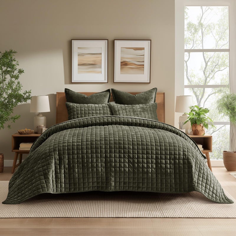 RECYCO Luxury Velvet Quilt Set Full Queen Size, Lightweight Velvet Comforter Set, Oversized Bedspread Coverlet Quilted Bedding Set, with 2 Matching Pillow Shams, for All Season, Olive Green - Image 1