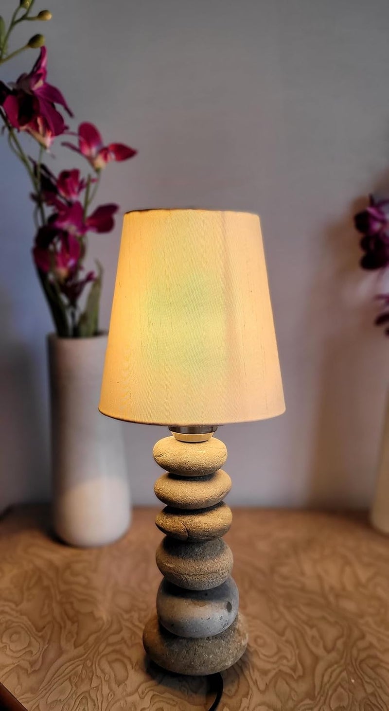 RM مصباح ضوء زخرفي من حجر الرخام 9 بوصة - مصباح حجر متوازن من راميشفارام - هدايا لعرض الزينة في المنزل - حرفيات حجرية من الرخام - حامل شموع من الحجر - Image 1