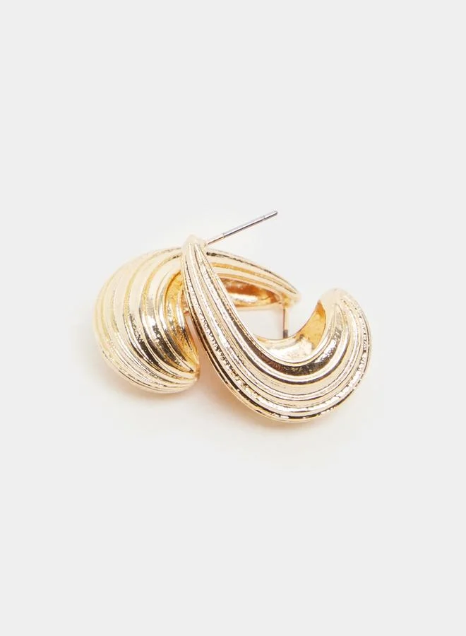 Styli Textured Stud Earrings