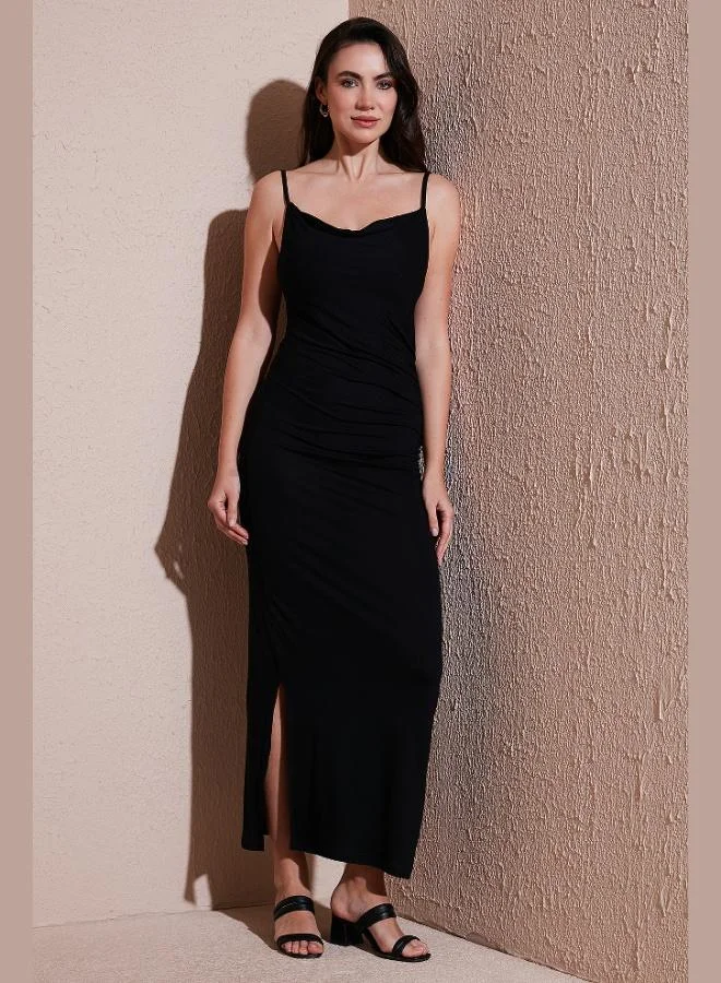 ليلا فستان نسائي ليلا طويل غير متماثل بياقة ضيقة وتفاصيل مجمعة