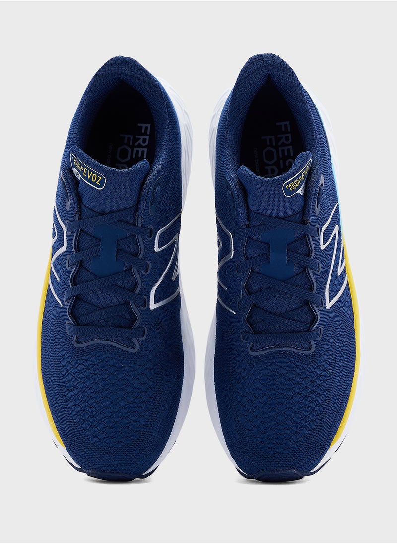 New Balance أحذية رياضية من ايفوز  - Image 4