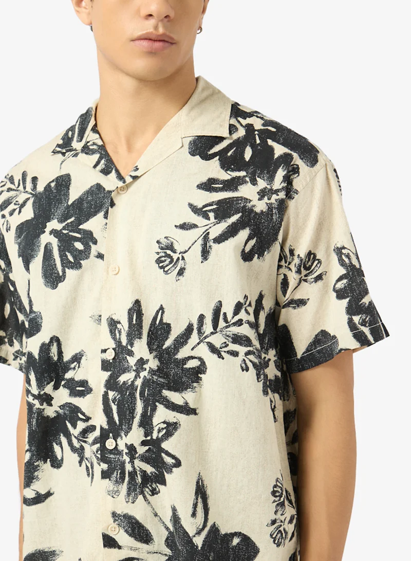 JACK & JONES  Printed Short Sleeve Shirt for Men | Best Price UAE