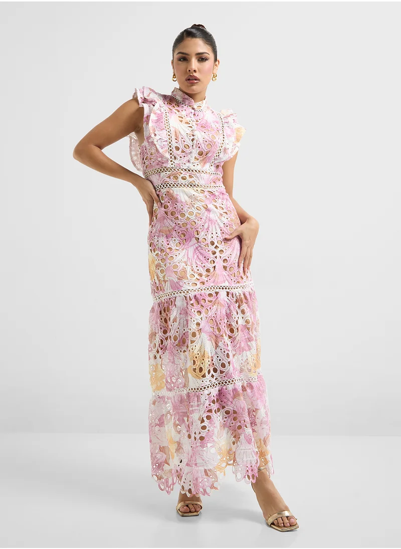 خزانة Floral Print Schiffli Dress