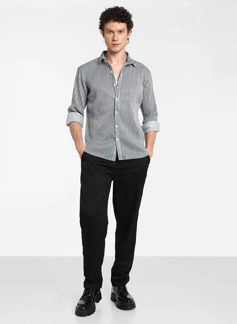 Campus Sutra Men's Midnight Black & Powder White Pleat-Creased Shirt