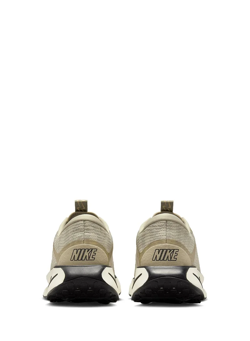 Nike Motiva