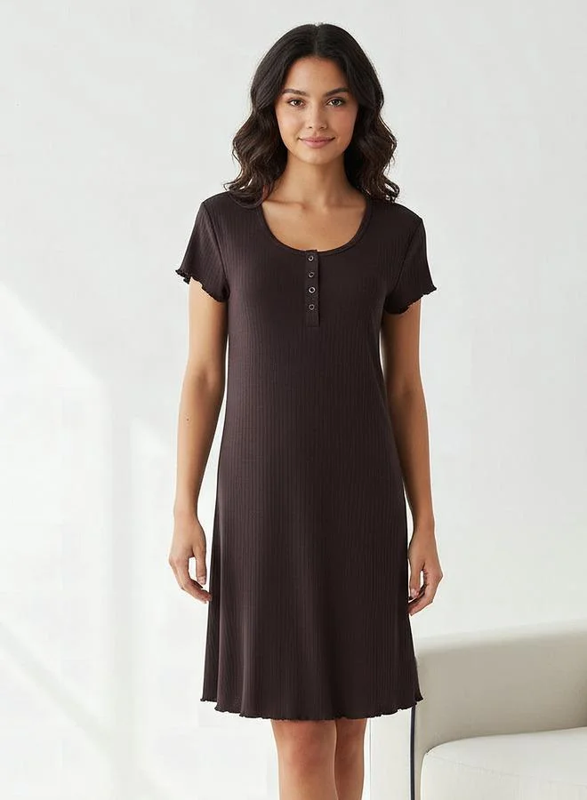سبلاش فيڤ Night Dress with Short Sleeves and Ribbed Design