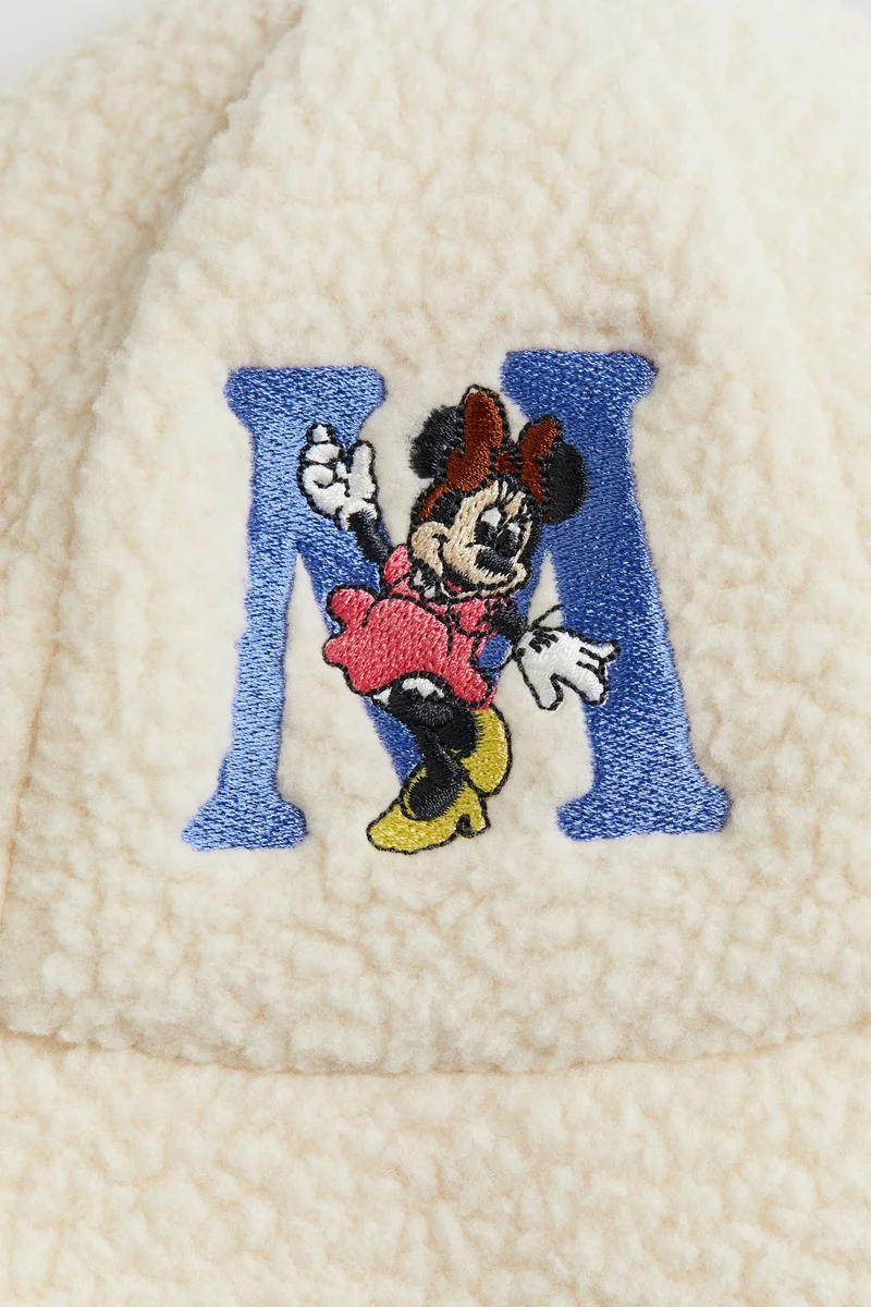 اتش اند ام قبعة من نسيج تيدي