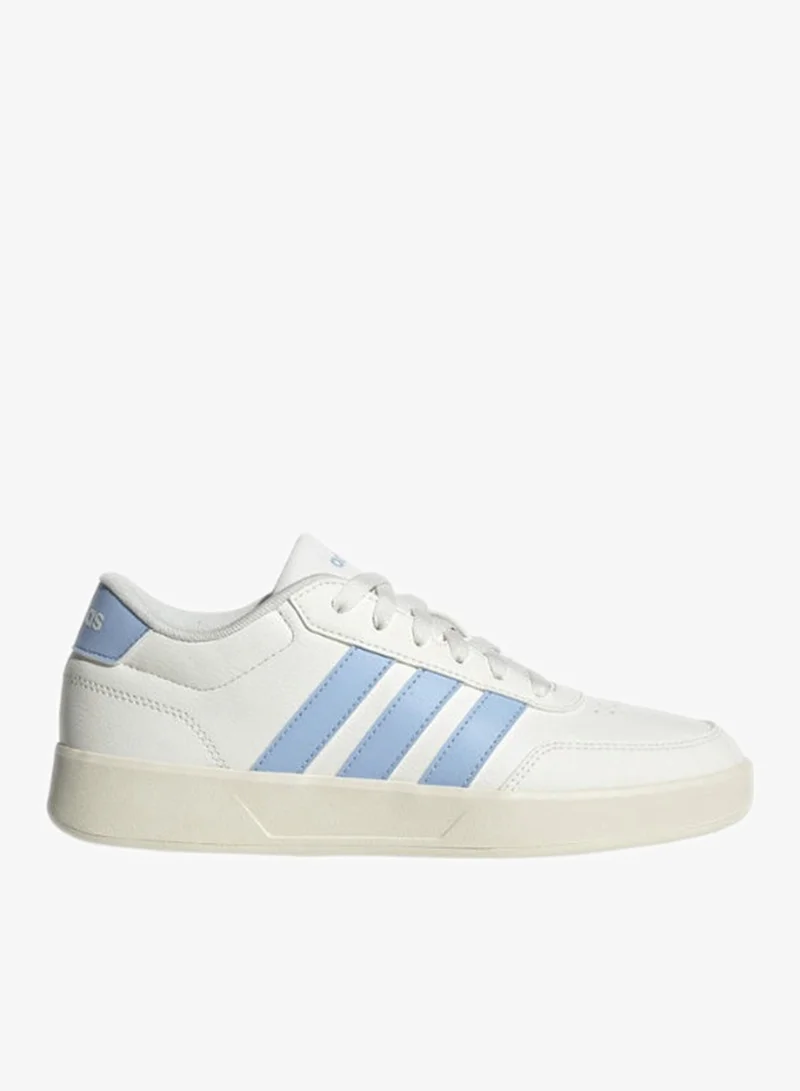 adidas أحذية رياضية نسائية بريك نت . بيضاء