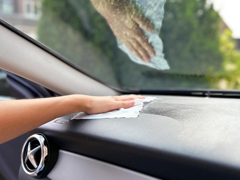 TurtleWax مناديل تيرتل واكس متعددة الاستخدامات لداخل السيارة (مناديل لامعة برائحة منعشة) - Image 4