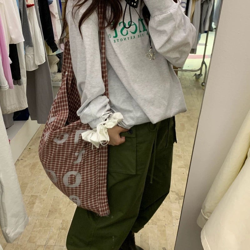Women's Plaid Tote Bag - Image 3