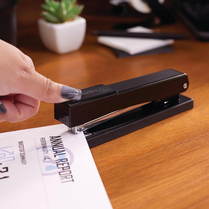 Swing Line Stapler, 20 Sheet Capacity, LightDuty 405, Jam Free, Metal, Black (S7040501) - Image 3