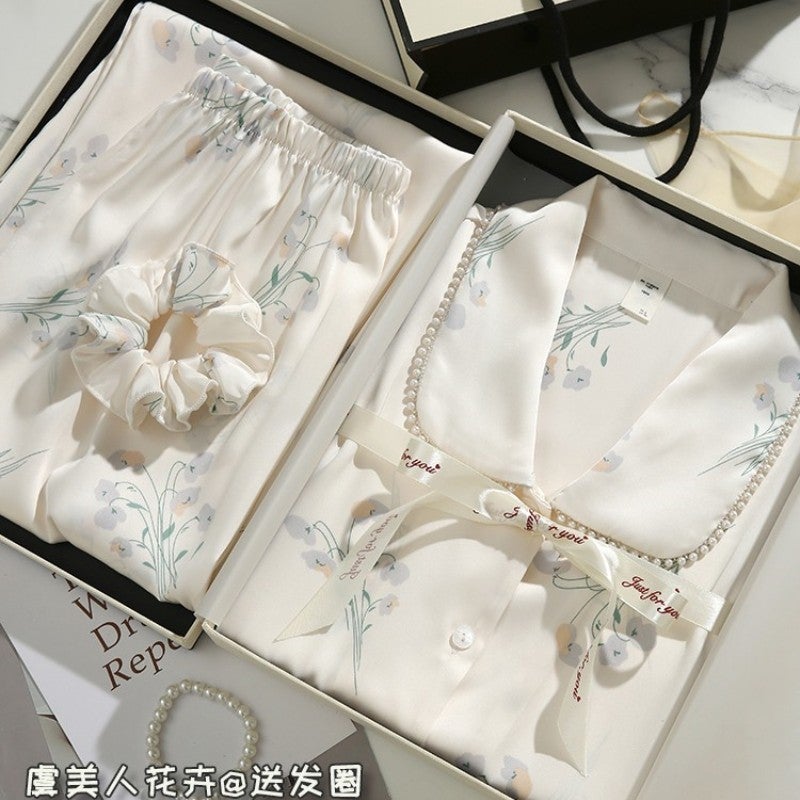 Cat Ke Silk Pyjama Set Gift Box - Image 1