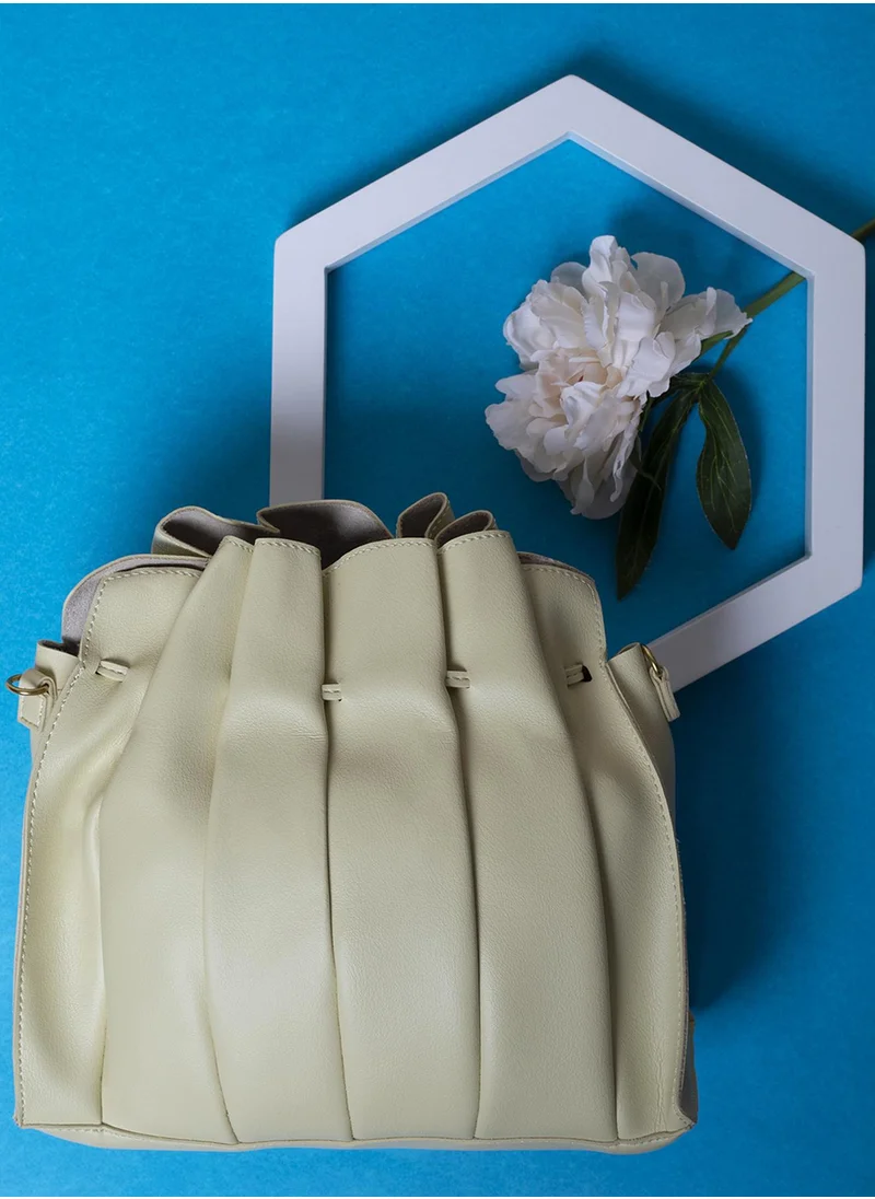صوص هاوت Tug-And-Go English Green Bucket Bag