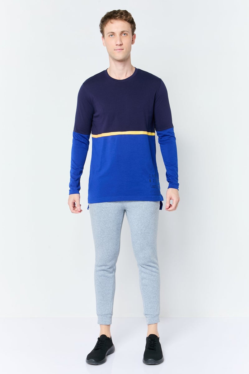 Under Armour x Steph Curry Men Sportswear Fit Long Sleeve Outdoor T-Shirt, Multicolor - Image 2