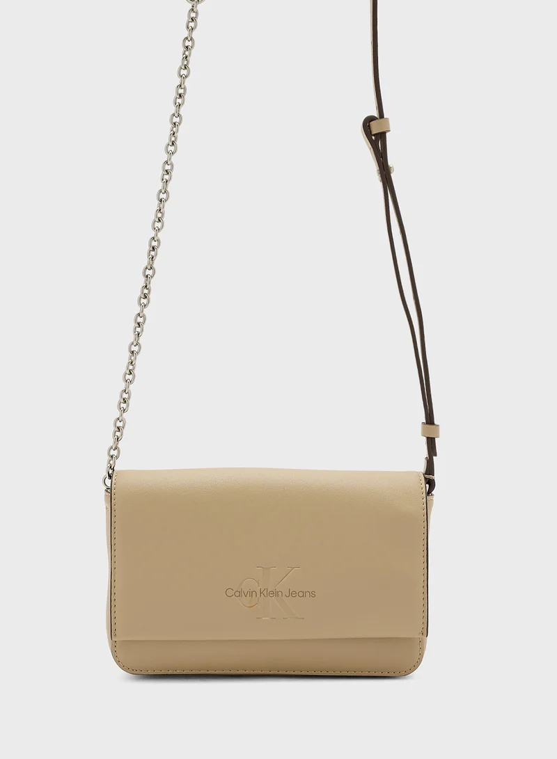 Calvin Klein Jeans Sculpted Ew Flap Phone Crossbody