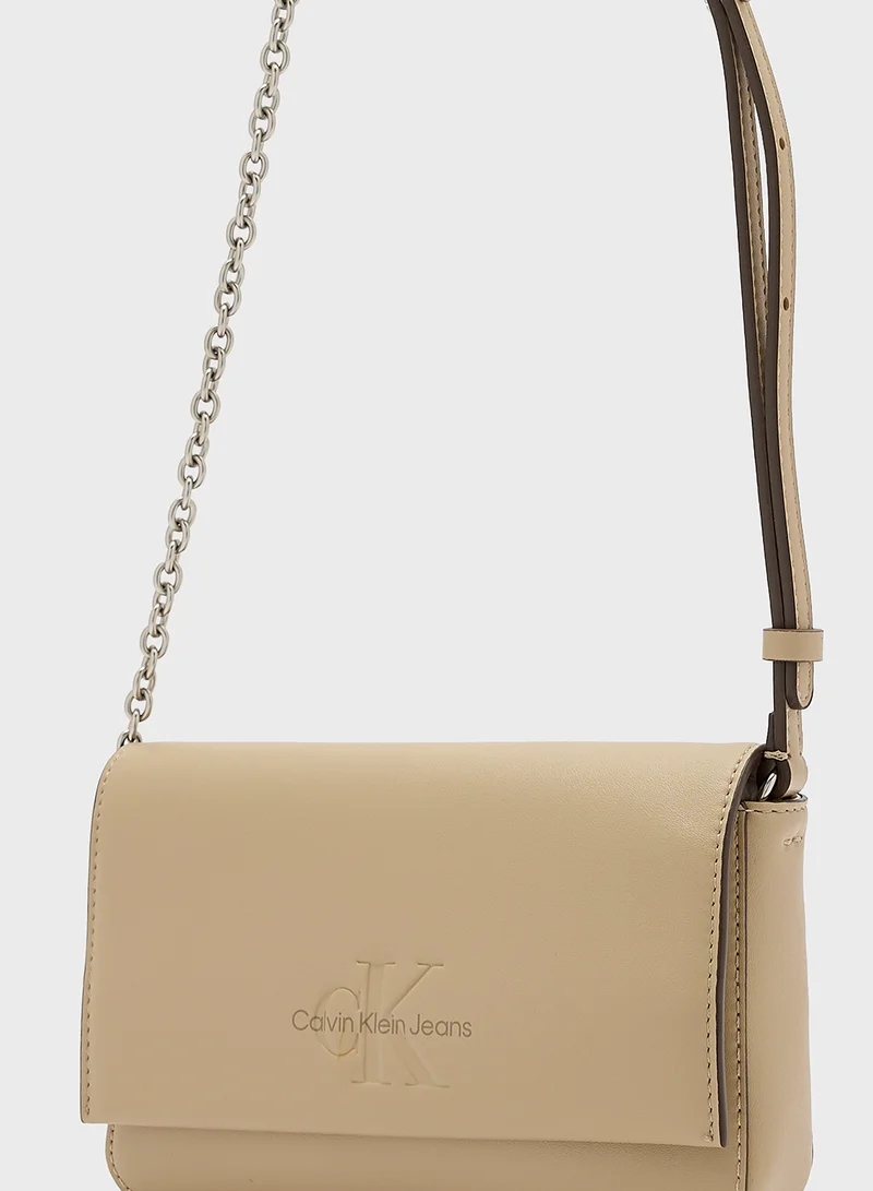 Calvin Klein Jeans Sculpted Ew Flap Phone Crossbody